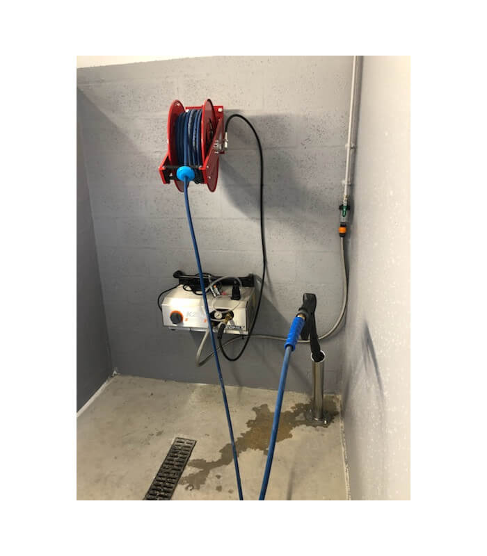 Poste de lavage avec enrouleur automatique HP Concept