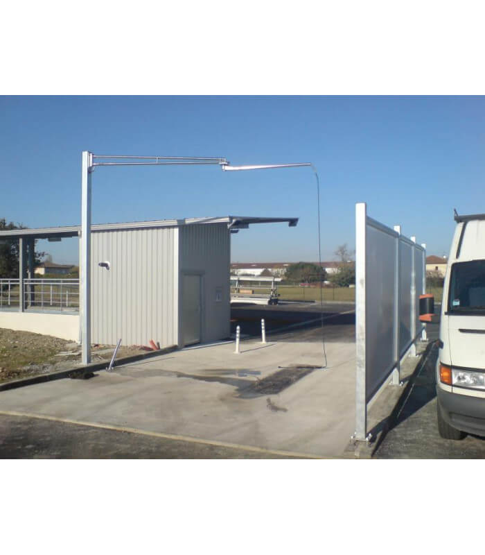 Poste de lavage eau froide avec bras de lavage